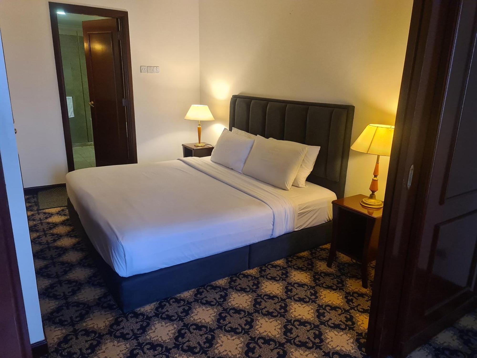Soho Service At Times Square Kl Appartement