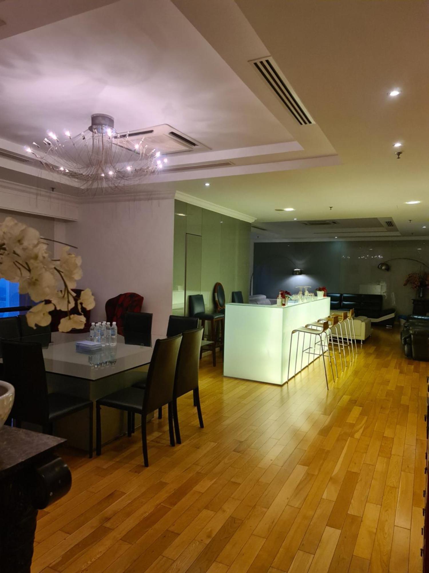 Soho Service At Times Square Kl Pangsapuri
