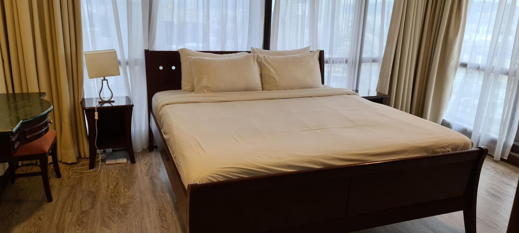 Soho Service At Times Square Kl Apartment